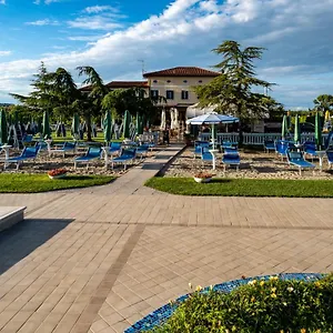 Hotel Sara